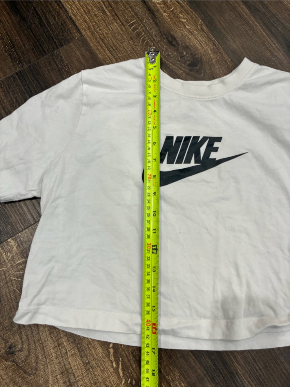 Nike White Cropped Tee with Black Swoosh Girls XL - Picture 2 of 4